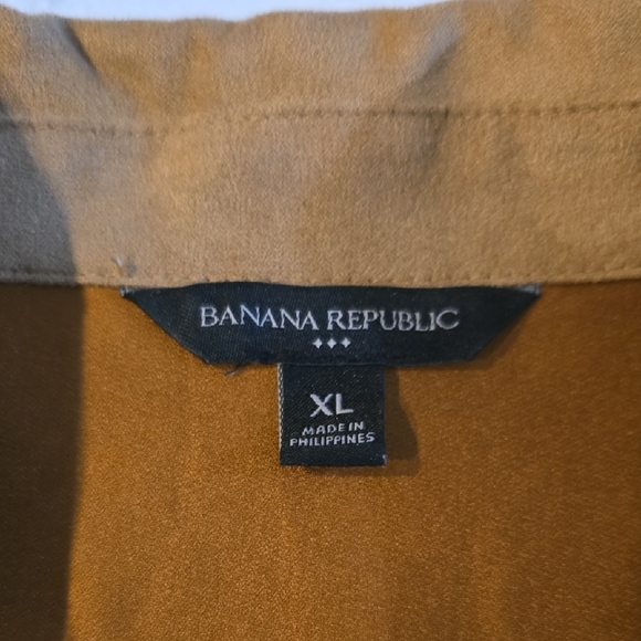 Banana Republic Women’s XL Tan Suede Button-Down Shirt Jacket w/ Belt – Excellen - Picture 2 of 7